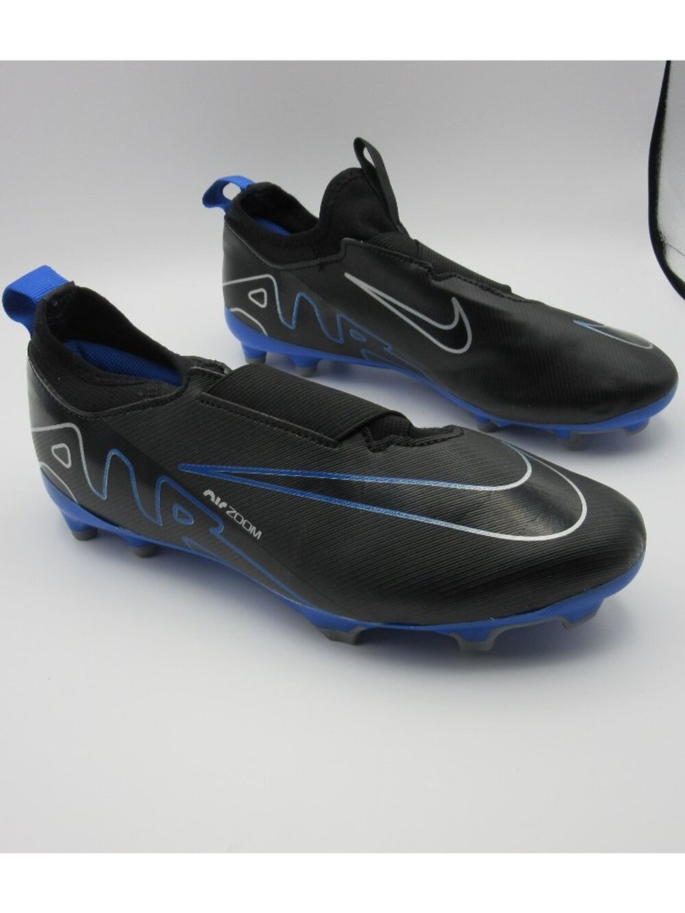 Nike JR Zoom Vapor 15 Academy Soccer Cleats Black Size 5Y Youth